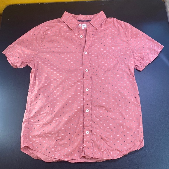 Medium Pink Aeropostale short sleeve button up - Picture 1 of 2
